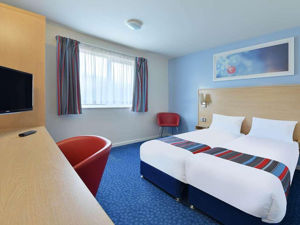 Travelodge Bracknell Rum bild