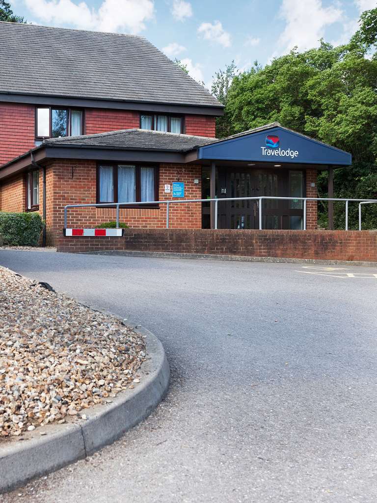 Travelodge Bracknell Exteriör bild